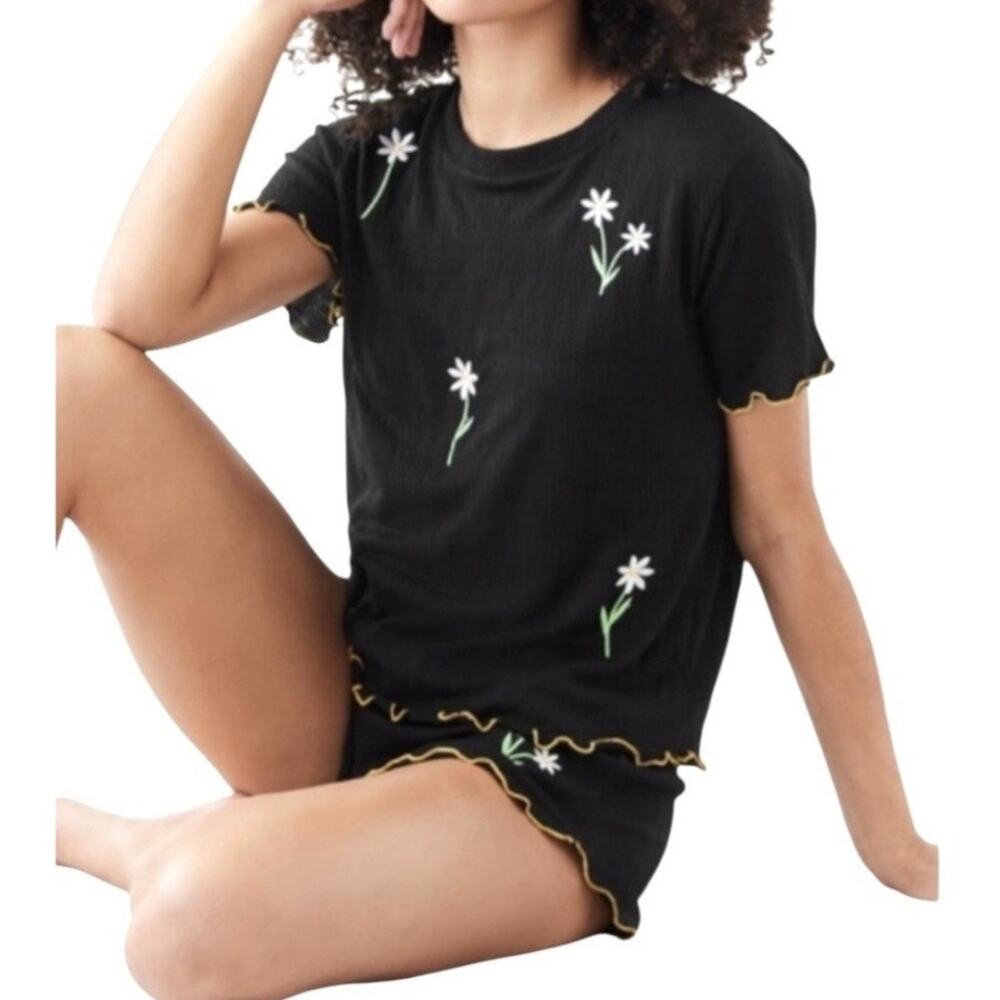 NWT Emerson‎ Road Daisy Floral Pajama Set Womens LARGE Top & Short Set Spring